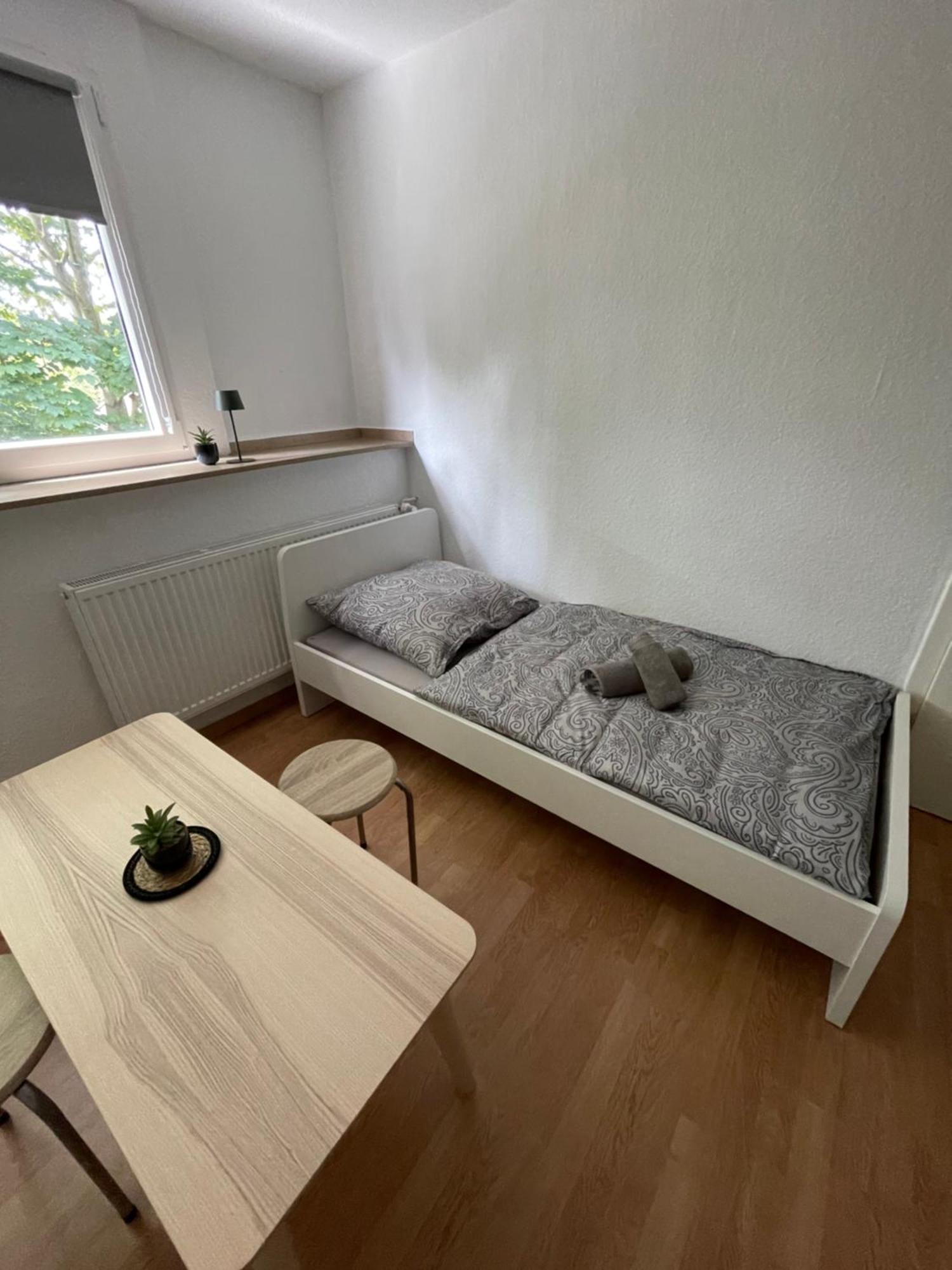 Guenstiges Apartment Gelsenkirchen Schalke Exteriör bild