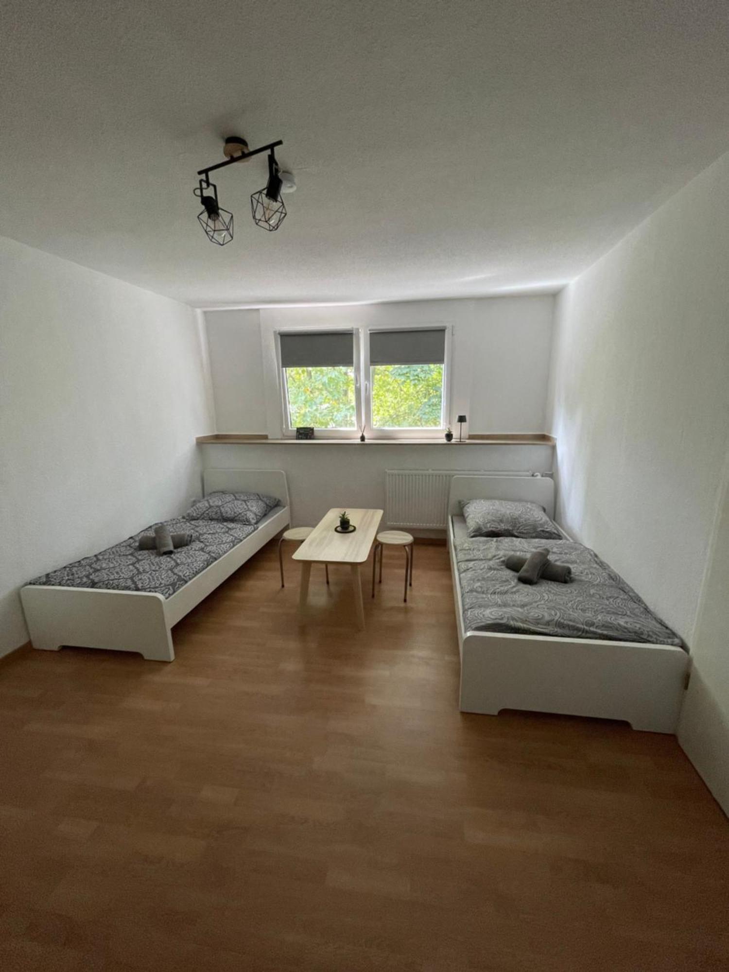 Guenstiges Apartment Gelsenkirchen Schalke Exteriör bild