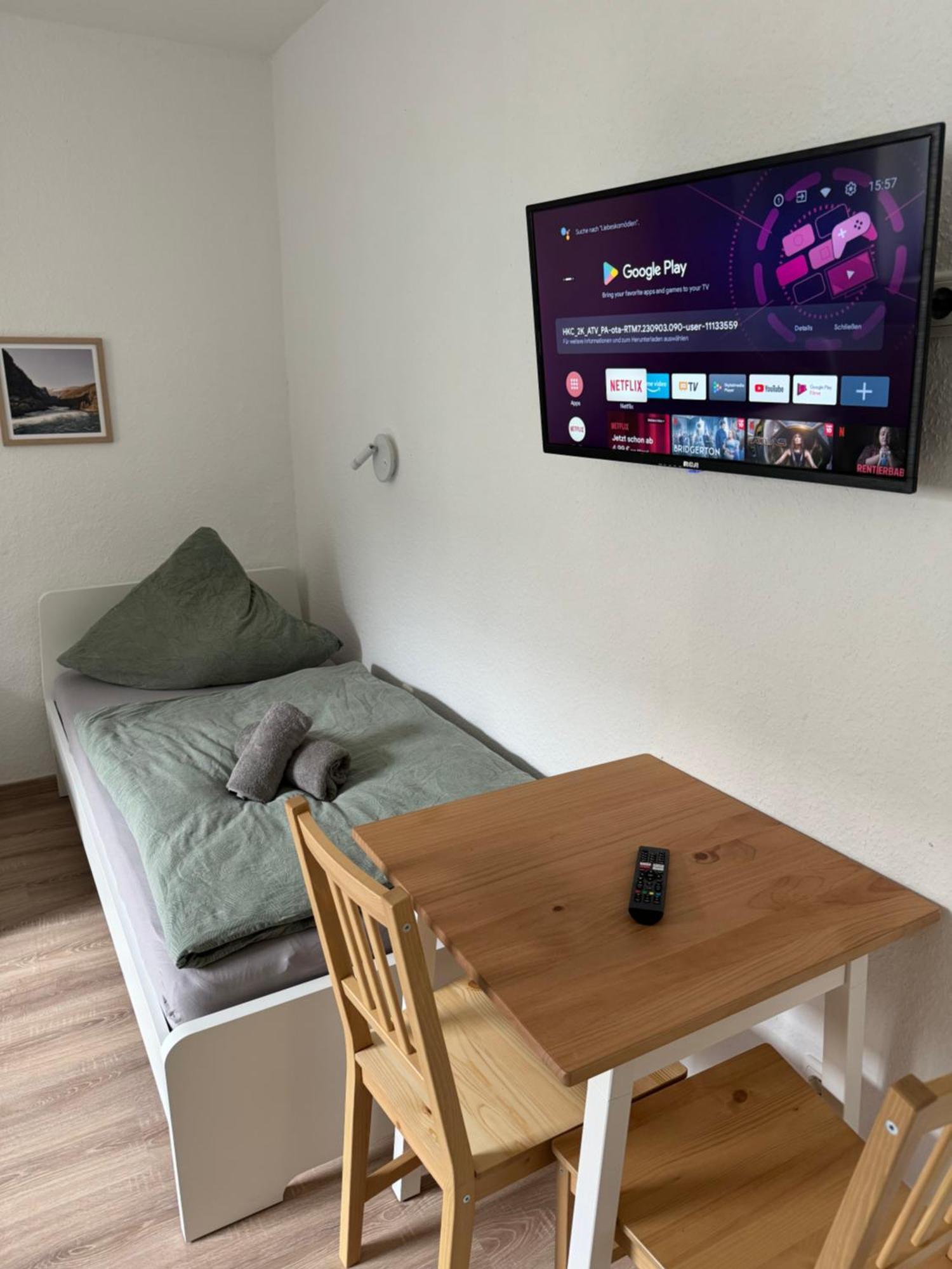 Guenstiges Apartment Gelsenkirchen Schalke Exteriör bild