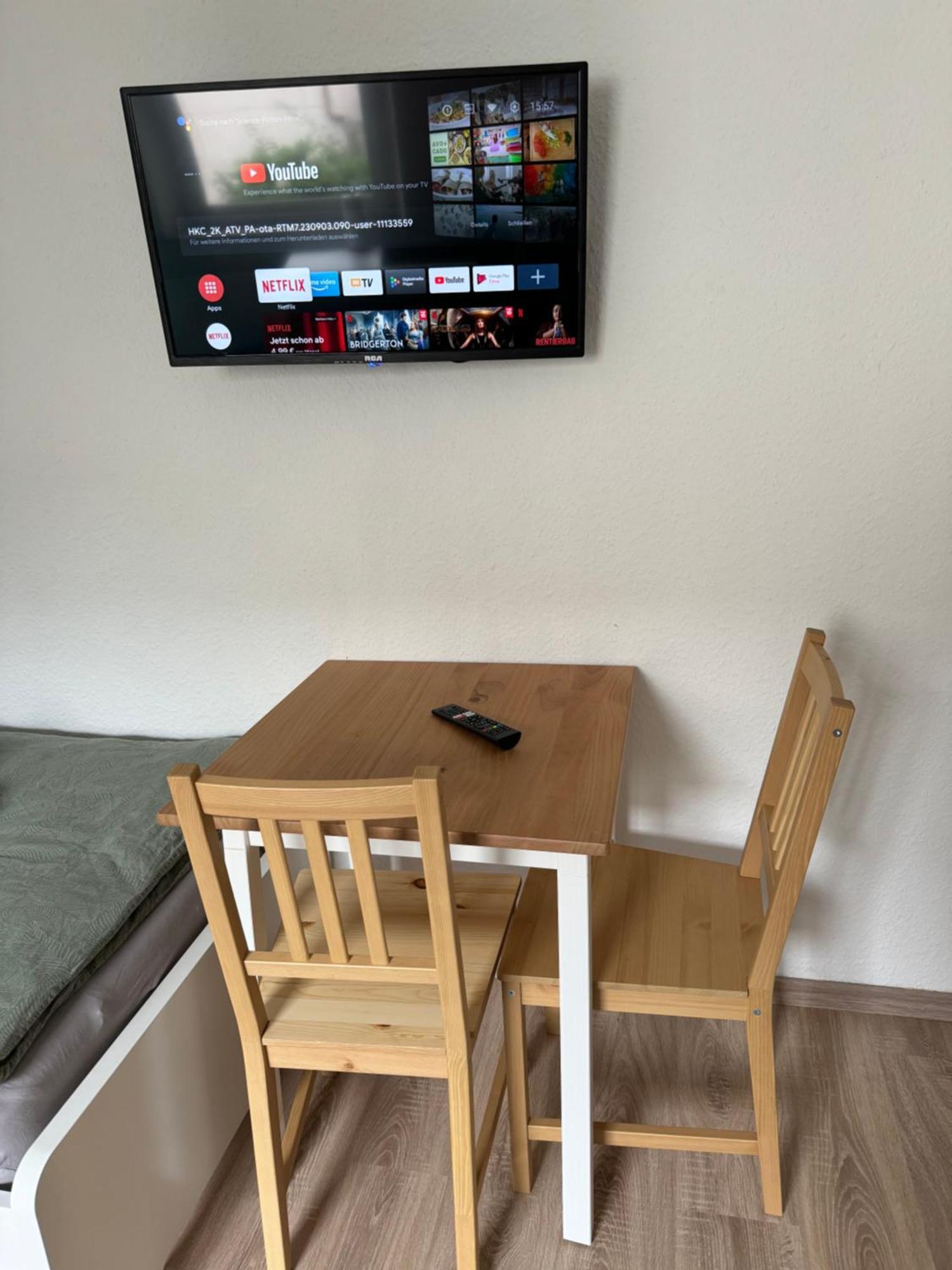 Guenstiges Apartment Gelsenkirchen Schalke Exteriör bild